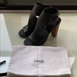 Vince Addie Booties, Black size 10 (40 Euro)